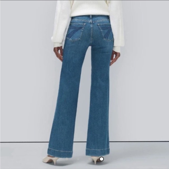 7 For All Mankind Denim - 7 FOR ALL MANKIND FLARE JEANS sz 27